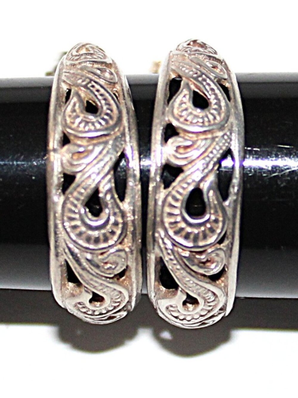 Sterling Silver Paisley Texture Hoop Earrings